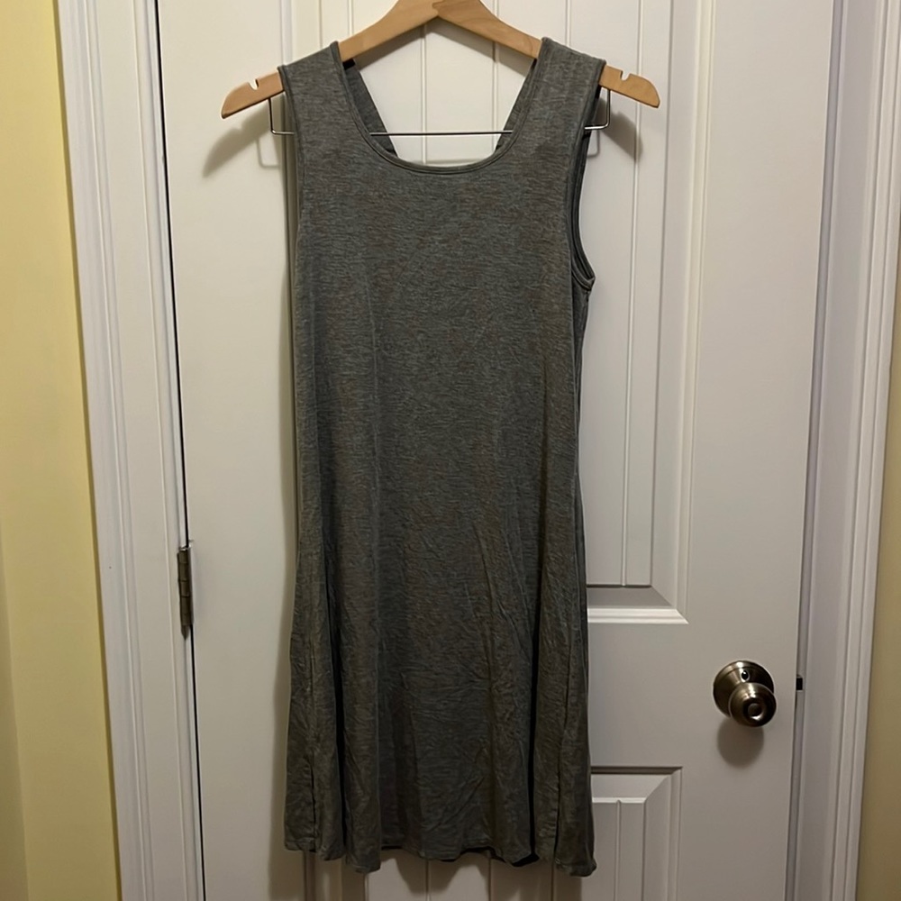 Women’s dress